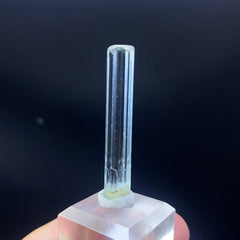 Raw Aquamarine Pendant Crystal, Natural Aquamarine Crystal, Light Blue Aquamarine Stone