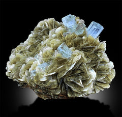 Aquamarine Crystals with Muscovite Mica, Terminated Aquamarine Crystals, Aquamarine Cluster, Aquamarine Crystals, Mineral Specimen, 1024g