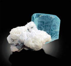 Aquamarine Specimen, Aquamarine Crystal, Tantalite Crystals, Aquamarine with Albite, Top Grade Aquamarine, Mineral Specimen, 104 g