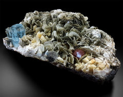 Aquamarine Crystal with Pink Apatite, Aquamarine Specimen, Apatite Crystal, Aquamarine Mica, Mineral Specimen, Raw Gems, 1867g