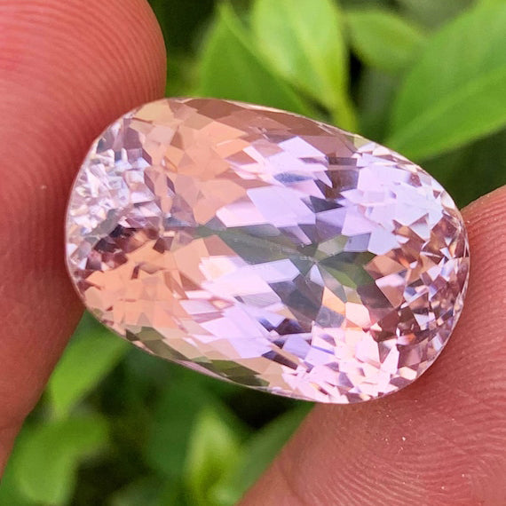 Sweet Pink Kunzite Gemstone, Oval Shape, Faceted Kunzite Cut Stone, Flawless Kunzite, Exotic Pink Kunzite, Jewelry Gemstone, 32 CT