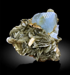 Aquamarine Specimen, Aquamarine Crystal on Muscovite Mica, Aquamarine stone, Mineral Specimen, Raw Gemstone, Raw Aquamarine, 1334 g