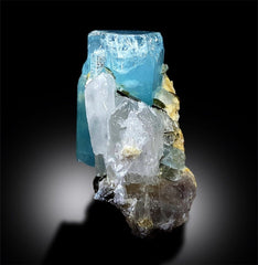 Natural Aquamarine Crystal with Quartz and Muscovite Mica, Blue Aquamarine, Aquamarine Stone, Aquamarine Specimen From Gilgit pakistan 453 g
