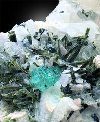 Tourmalines with Fluorite, Quartz Crystals, Tourmaline Crystals, Tourmaline Cluster, Tourmaline Specimen, Green Fluorite Crystals, 1214 g