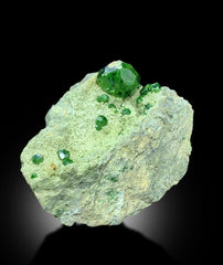 Demantoid Garnet, Green Garnet, Garnet Crystals, Demantoid Garnet Specimen, Crystal Cluster, Mineral Specimen, Garnet on matrix, 228 gram