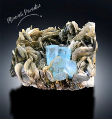 Natural Aquamarine Crystals with Muscovite Mica, Aquamarine Cluster, Aquamarine Specimen, Aquamarine for sale, 1441 gram