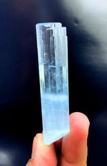 Enhydro Transparent Gem Grade Sky Blue Color Aquamarine Crystal, Raw Mineral, Aquamarine Gemstone, Aquamarine Specimen - 38 gram