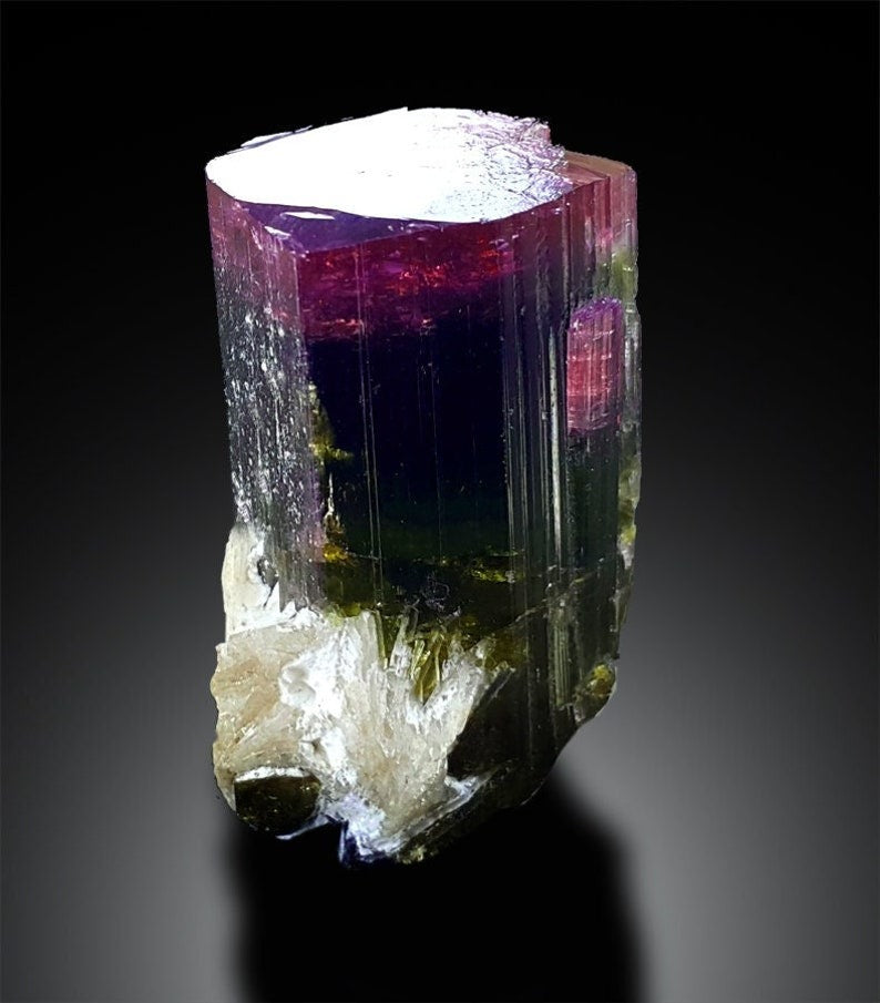 BiColor Tourmaline, Natural Tourmaline Crystal, Tourmaline Specimen, Tourmaline From Paproke Afghanistan - 29 Gram, 37*22*20 mm