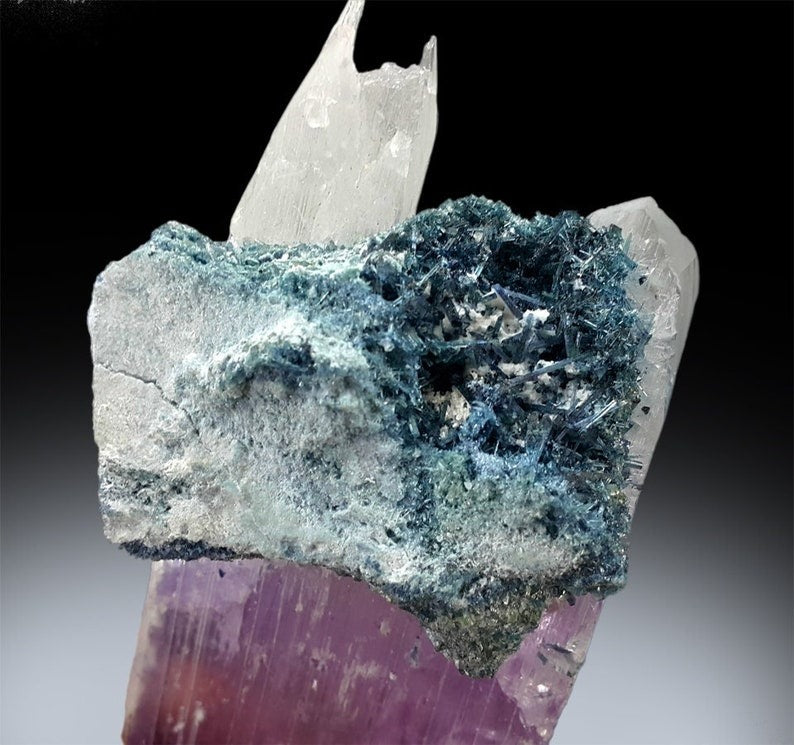Bicolor Kunzite with Blue Tourmaline Crystals Mineral Specimen, Natural Kunzite, Raw Kunzite, Kunzite For Sale 246g, 136*50*29 mm