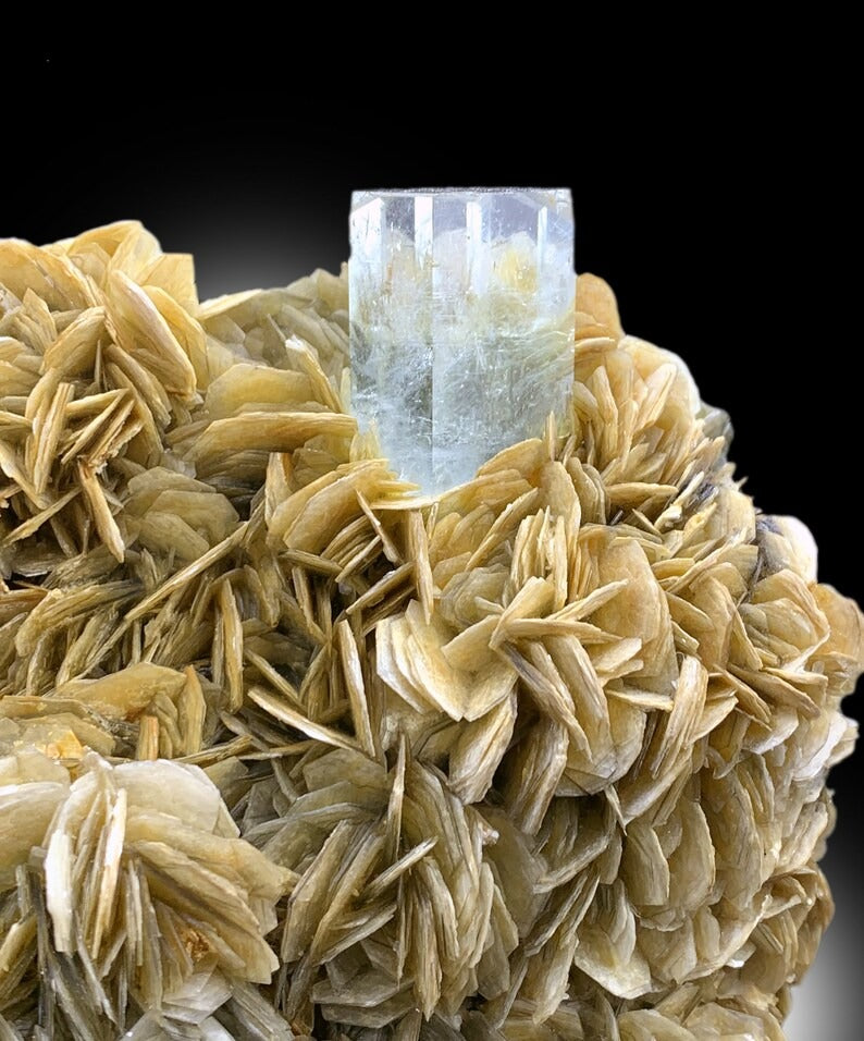 Natural Blue Color Aquamarine Crystal with Muscovite Mica, Aquamarine Specimen, Aquamarine from Gilgit Baltistan Pakistan - 1100 gram
