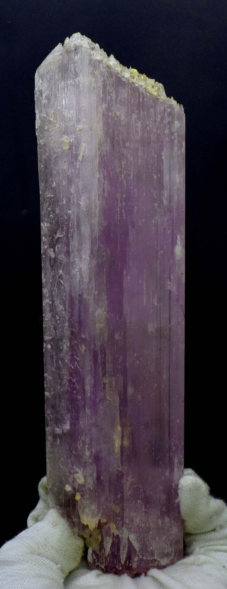 Kunzite Crystal, Pink Kunzite, Top Grade V-Shape and Double Terminated Crystal, Kunzite Gemstone, Raw Kunzite, Kunzite For Sale 630 Gram