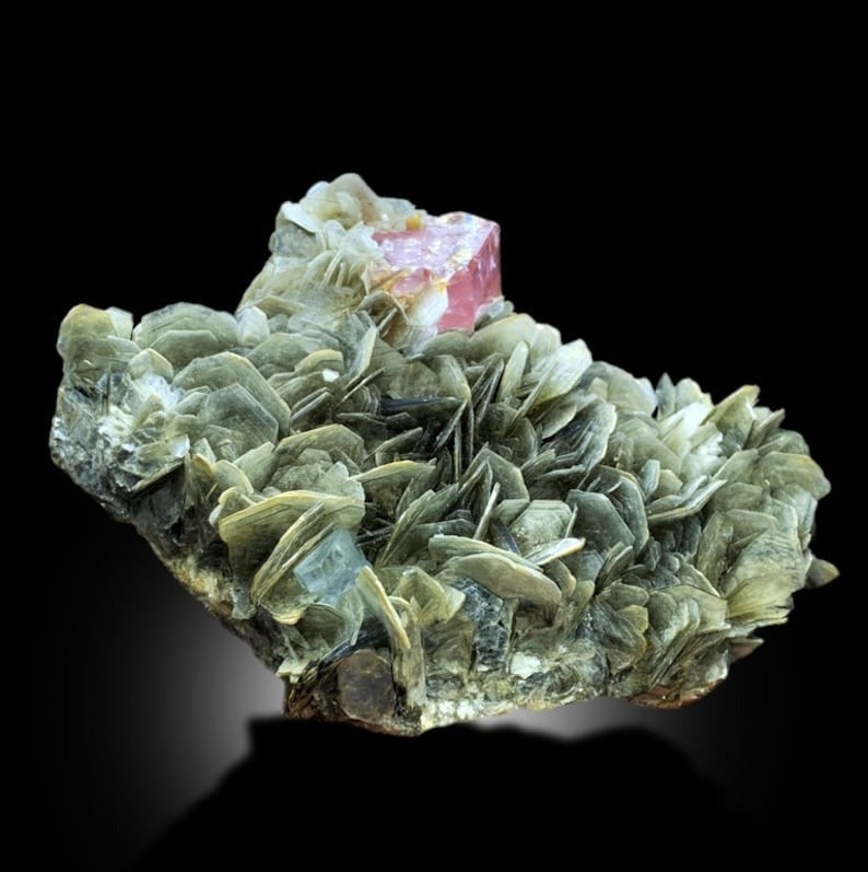 Pink Apatite With Aquamarine and Muscovite Mica Mineral Specimen From Nagar Pakistan - 270 gram