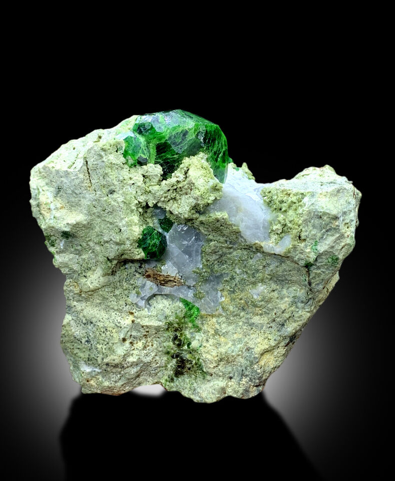 Rare green Demantoid Garnet crystal display piece
Natural Demantoid Garnet mineral from Belqeys Mountain
Fine quality green garnet crystal specimen
Collector grade Demantoid Garnet with excellent luster
Natural crystal formation of green Demantoid Garnet
