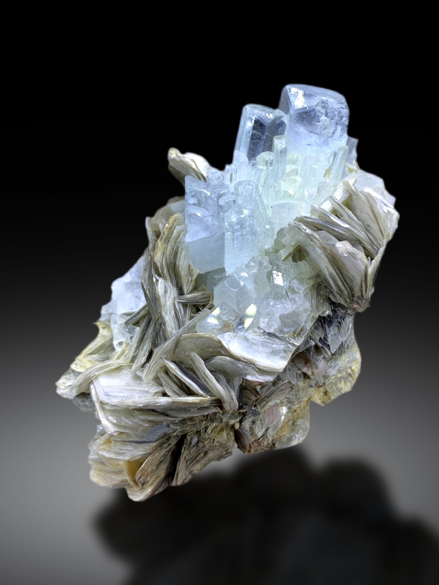 Sky Blue Color Aquamarine Cluster on Mica from Pakistan - 177 gram