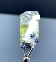 Natural Bicolor Tanzanite Crystal from Tanzania - 28.50 cts