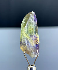 Natural Bicolor Tanzanite Crystal from Tanzania - 21.85 cts