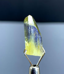 Natural Bicolor Tanzanite Crystal from Tanzania - 19.55 cts