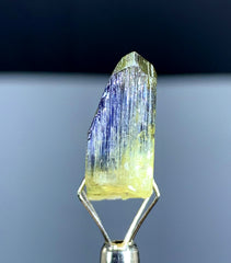 Natural Bicolor Tanzanite Crystal from Tanzania - 19.55 cts