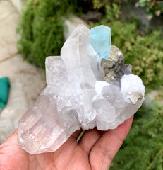 Sky Blue Aquamarine on Quartz from Shigar valley Pakistan - 407 gram