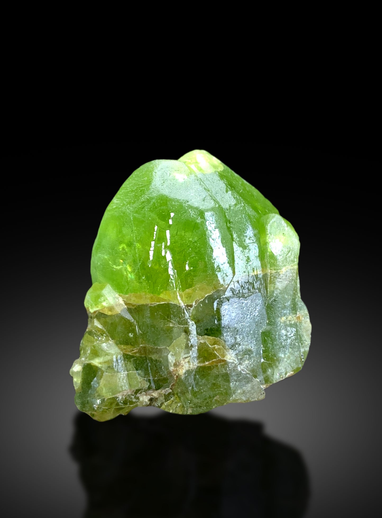 Lush Green Peridot Crystal from Supat valley Kohistan, Pakistan - 25 gram