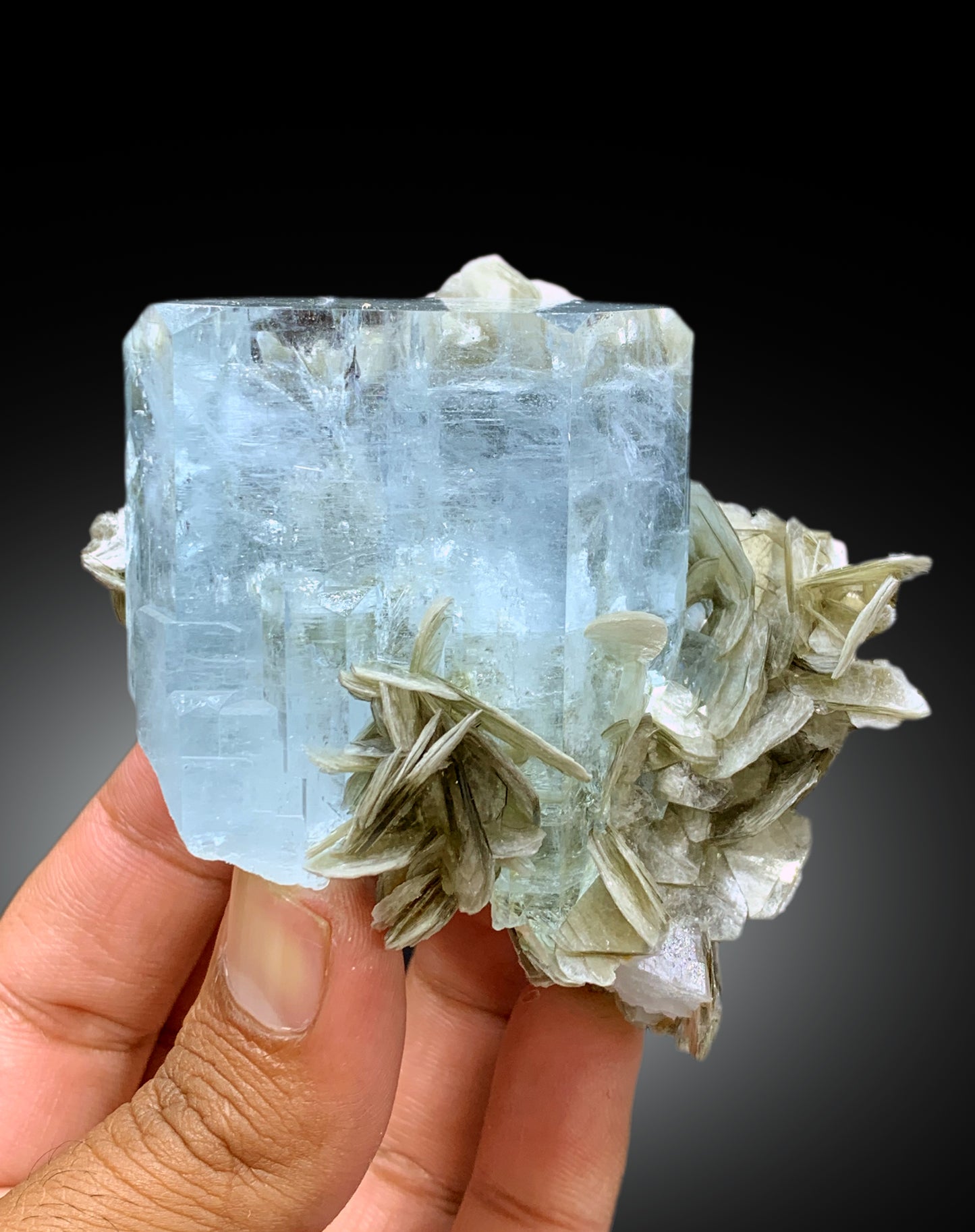 Sky Blue Color Aquamarine Crystal with Muscovite Mica from Nagar valley Hunza, Gilgit Pakistan - 325 gram