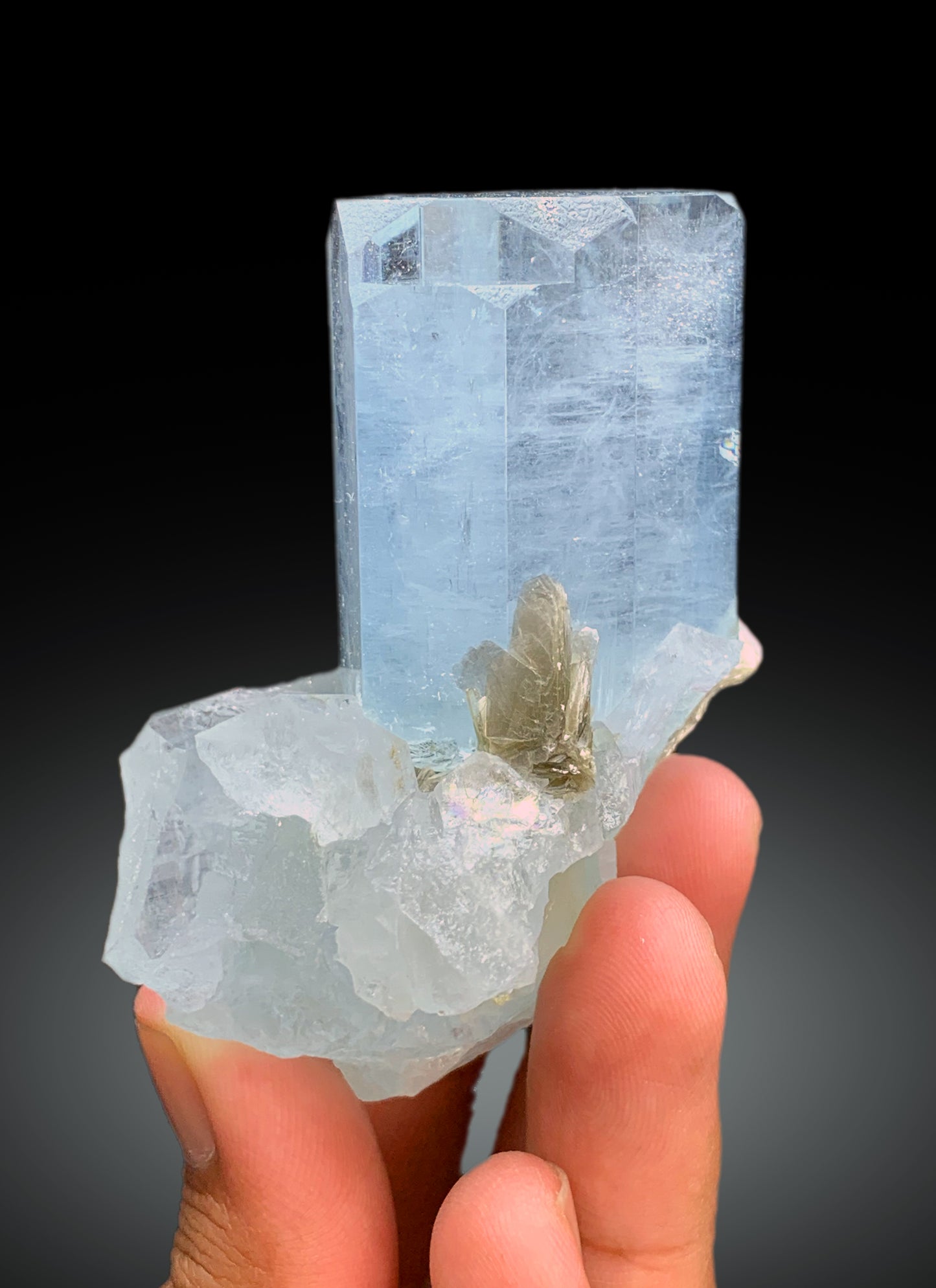 Natural Sky Blue Color Aquamarine Crystal from Pakistan - 202 gram