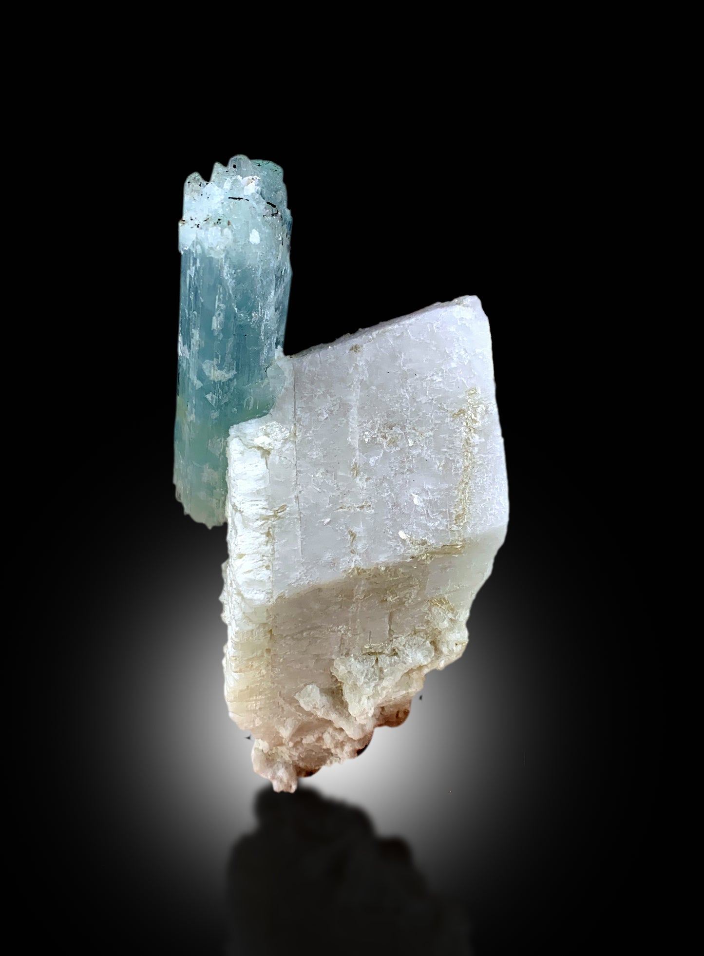 Natural Sky Blue Color Aquamarine Crystal on Feldspar, Aquamarine Specimen from Shigar valley Skardu Pakistan - 298 gram