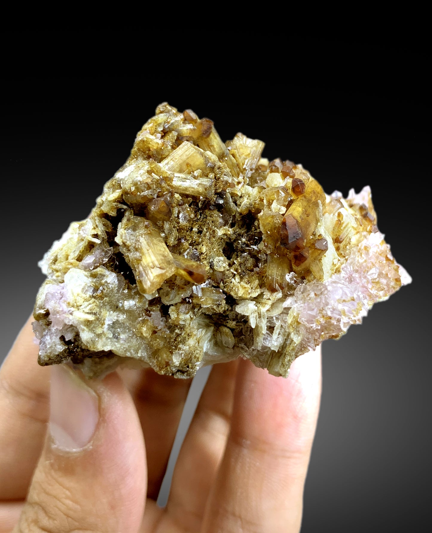 Pink Rose Quartz with Childrenite on Albite from Afghanistan - 85 gram