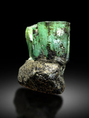 Green Emerald Specimen from Chitral Pakistan - 290 gram