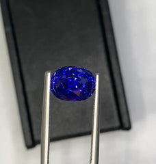 GRS Certified Royal Blue Sapphire Perfect Oval Cut for engagement Ring 5.13 carts