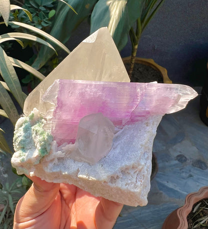 Kunzite with Quartz on matrix from Afghanistan, 740 gram