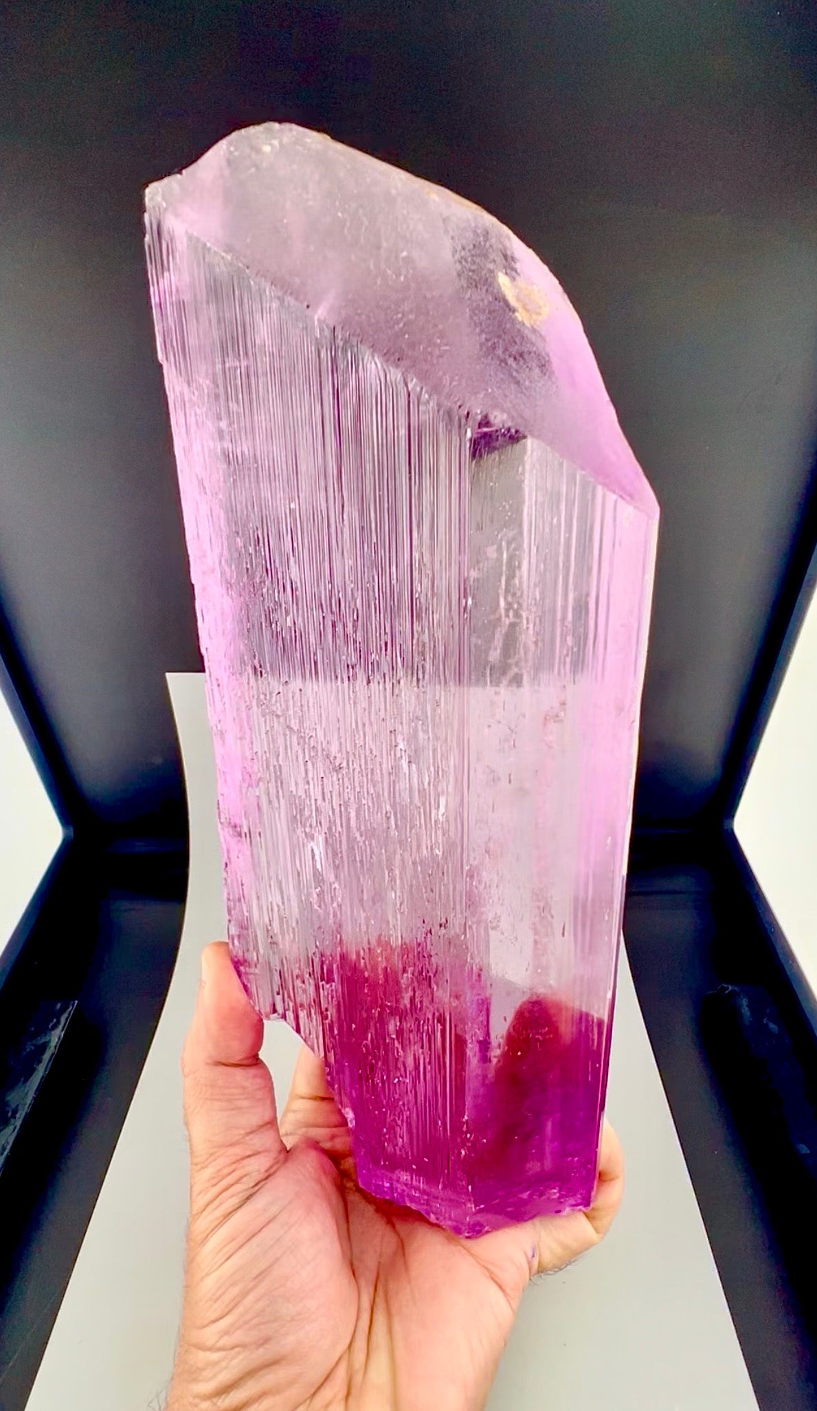 Facet Grade Kunzite Crystal , 2293 gram