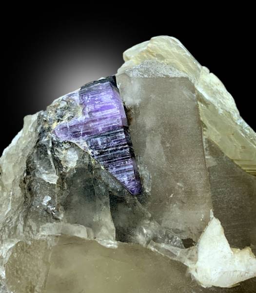 PURPLE APATITE WITH QUARTZ MICA AND FELDSPAR MINERAL SPECIMEN FROM AFGHANISTAN - 1231 GRAM