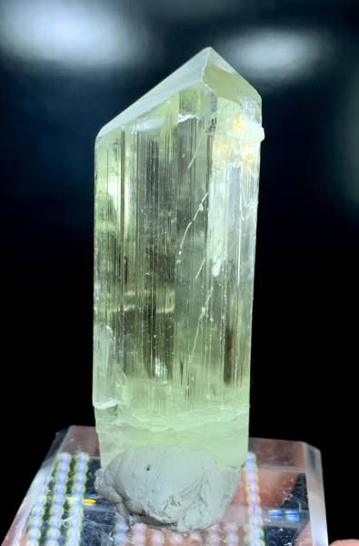 TRIPHANE CRYSTAL, YELLOW SPODUMENE, YELLOW KUNZITE, SPODUMENE VAR KUNZITE, YELLOW TRIPHANE, KUNZITE STONE, GEM GRADE CRYSTAL, 86 G