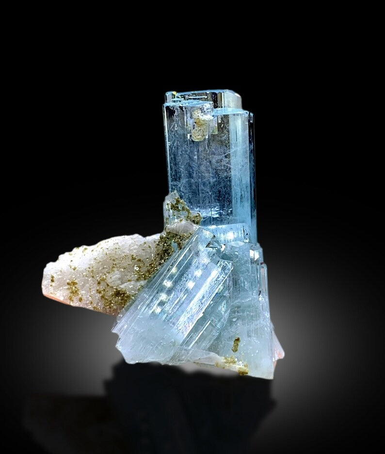 Transparent Sky Blue Color Aquamarine Crystals with Feldspar, Crystal Specimen, Aquamarine Gemstone, Aquamarine Specimen - 43 gram