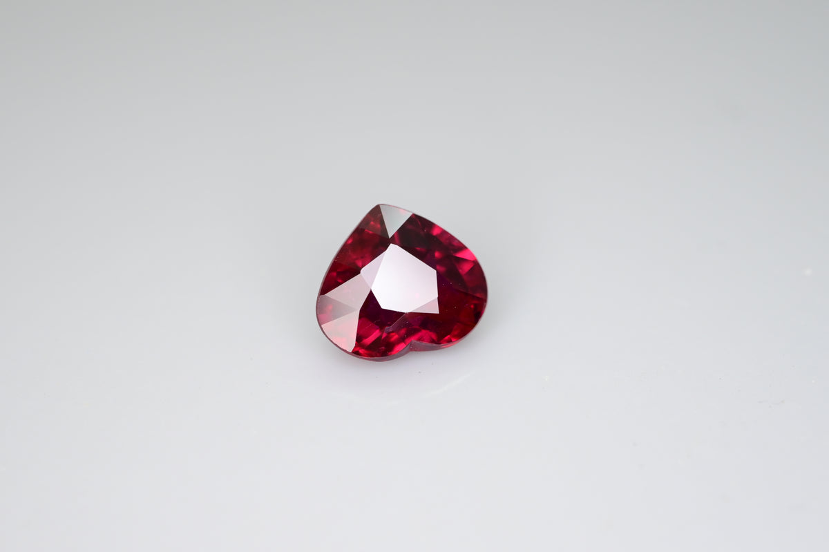 Bellerophon No Heat 1.050 CT Pigeon Blood Red Ruby Gemstone Heart Cut