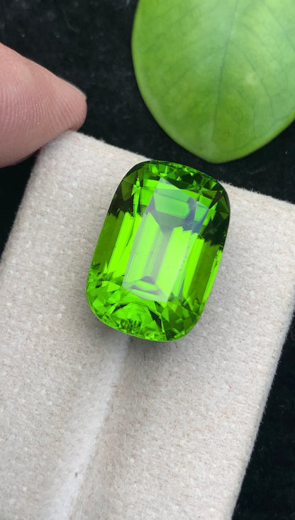 Natural Green Peridot 22.55 Ct Elongated Cushion Cut – Pakistan Peridot Gemstone