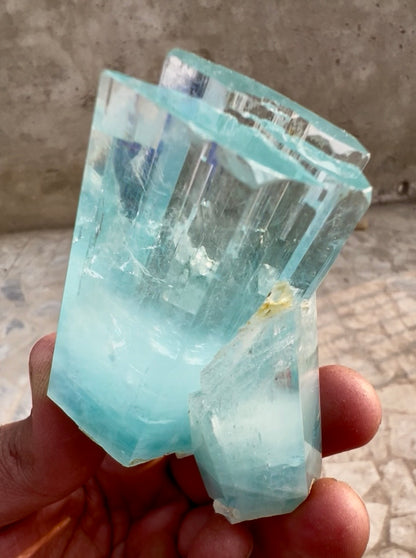 Aquamarine crystal from Pakistan, 166 gram