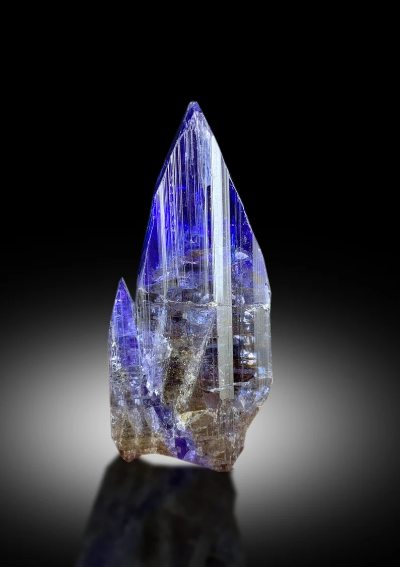 Deep Blue Tanzanite Crystal, Terminated Tanzanite Stone, Crystal Specimen, Tanzanite Gemstone, Raw Mineral - 38 gram