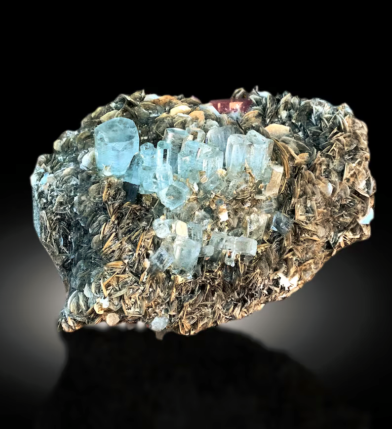 Natural Blue Color Aquamarine Cluster with Pink Apatite and Muscovite Mica, Aquamarine from Chumar Bakhoor Gilgit Pakistan - 2265 gram