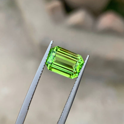 Burma Peridot Gemstone For Ring, Apple Green Peridot Ring Stone, 3.6 CT