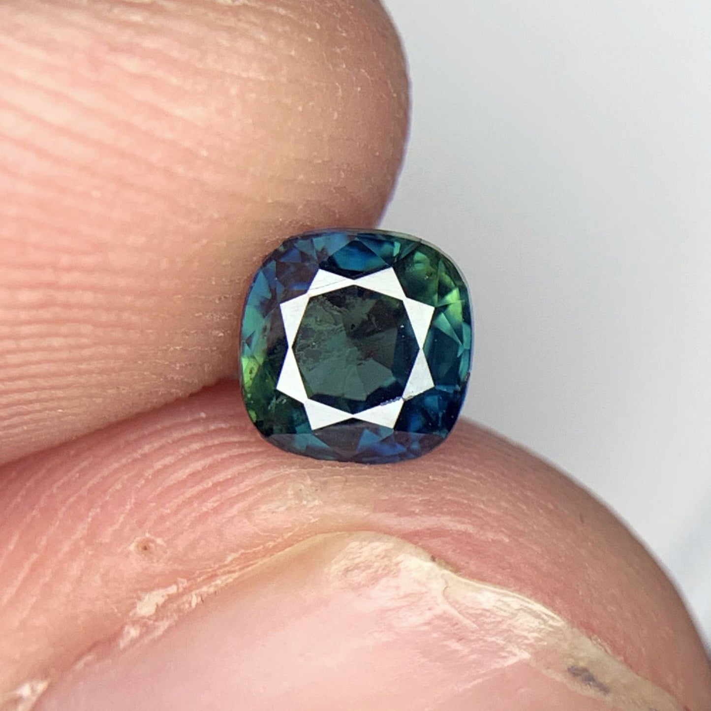 Parti Sapphire Gemstone For Ring, Bi Color Sapphire Loose Stone, 1.15 CT
