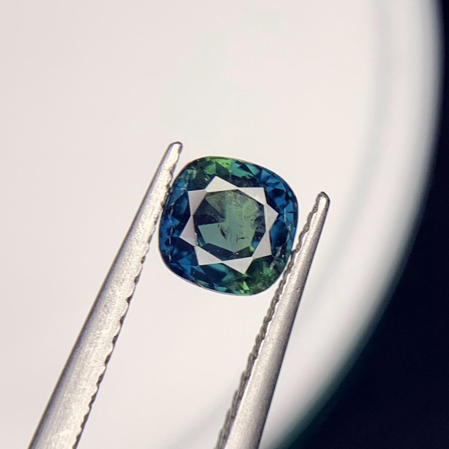 Parti Sapphire Gemstone For Ring, Bi Color Sapphire Loose Stone, 1.15 CT