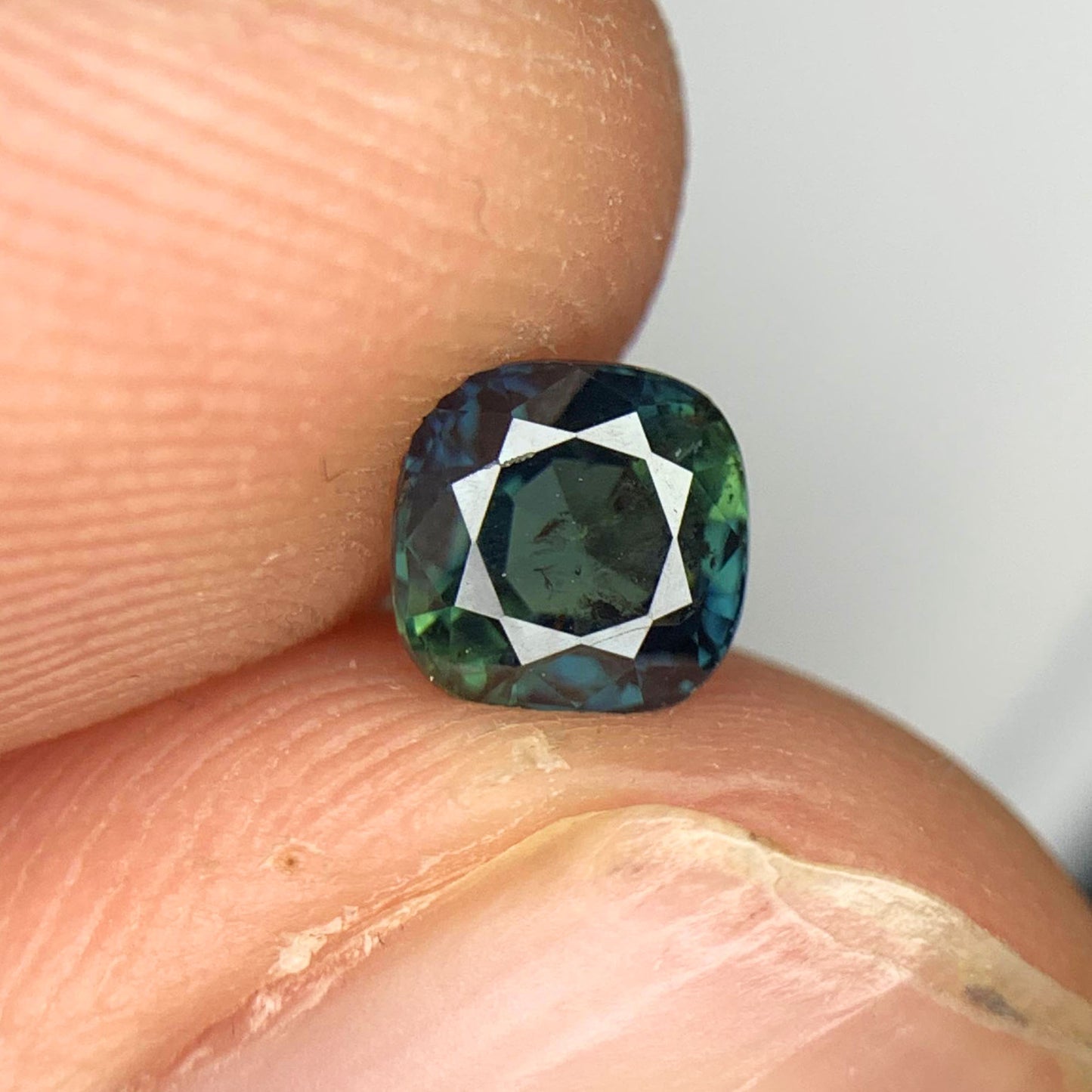 Parti Sapphire Gemstone For Ring, Bi Color Sapphire Loose Stone, 1.15 CT