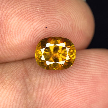 Full Fire Sphene Loose Gemstone For Ring, Natural Sphene var Titanite Gemstone, Loose Sphene Ring Stone, 1.90 CT