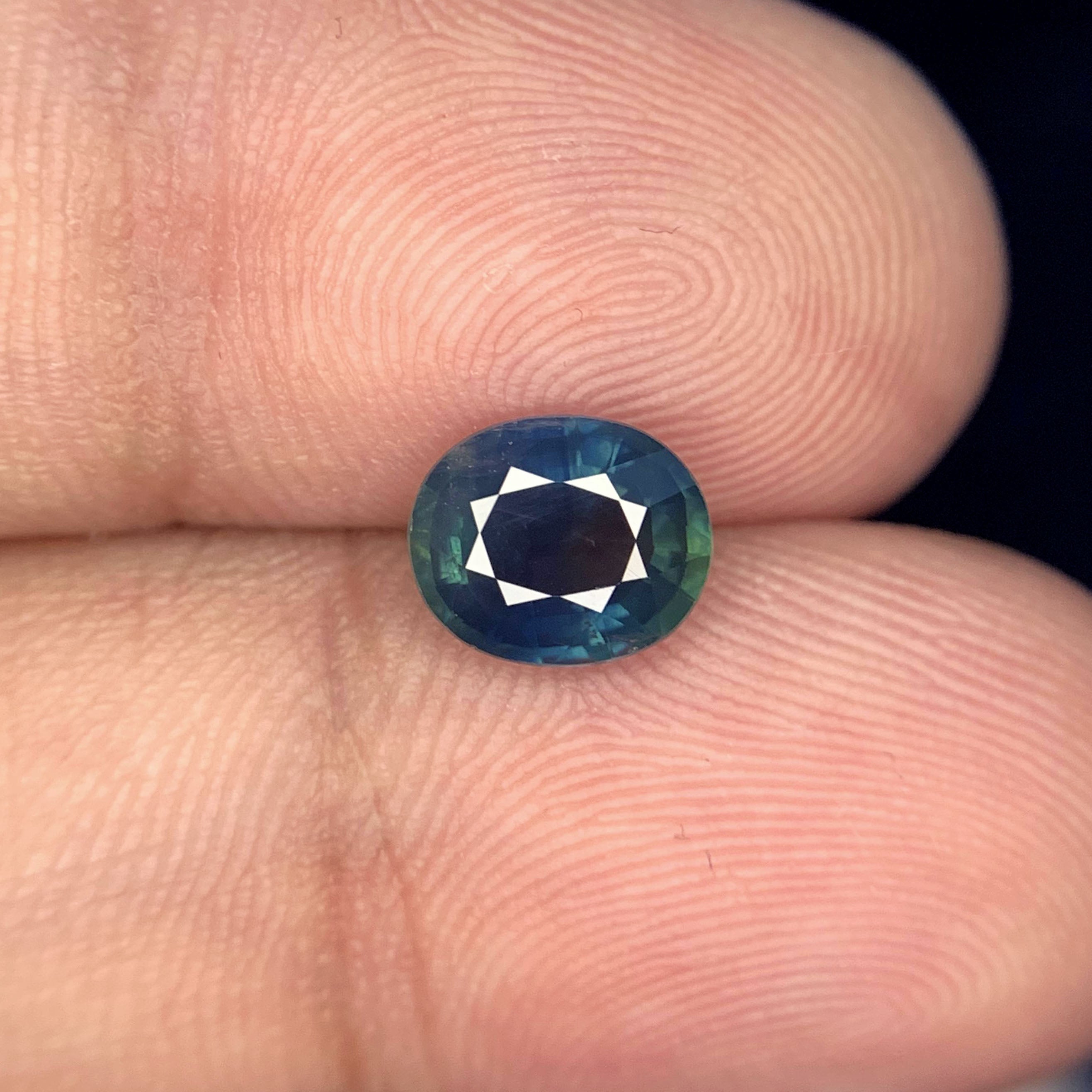 Parti Sapphire Stone For Ring, Oval Shape Bi Color Sapphire Gemstone, 1.8CT
