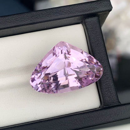 Lilac Kunzite Gemstone For Jewelry, Natural Kunzite Necklace Stone, Flawless Kunzite Loose Gemstone, 43.75 CT