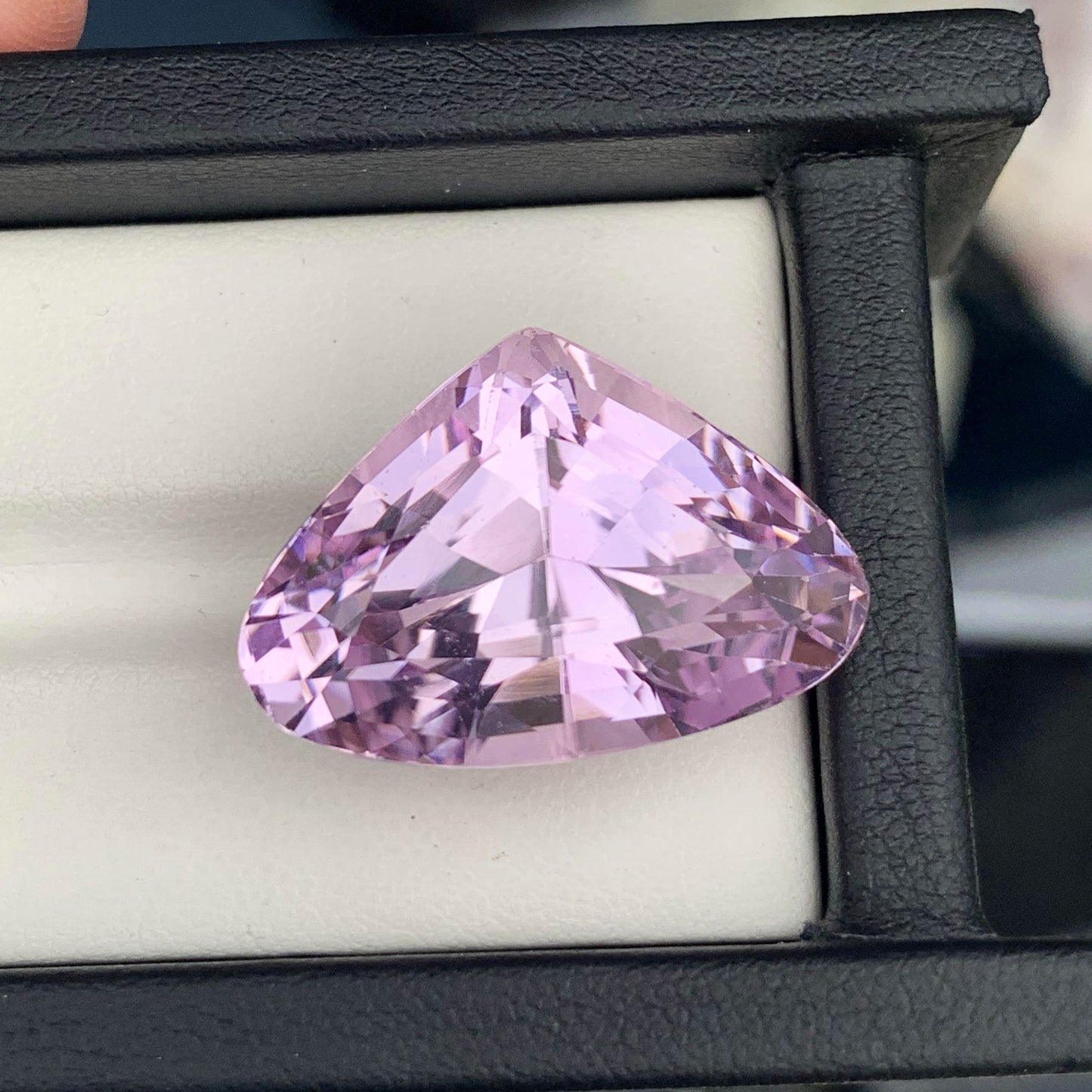 Lilac Kunzite Gemstone For Jewelry, Natural Kunzite Necklace Stone, Flawless Kunzite Loose Gemstone, 43.75 CT