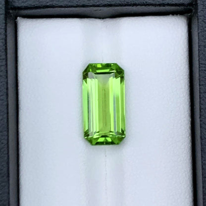 Apple Green Peridot Stone For Jewelry Making, Emerald Cut Peridot Gemstone