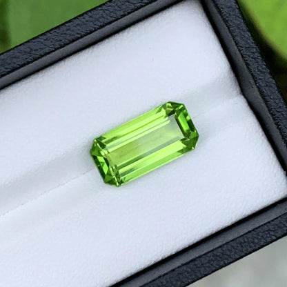 Apple Green Peridot Stone For Jewelry Making, Emerald Cut Peridot Gemstone